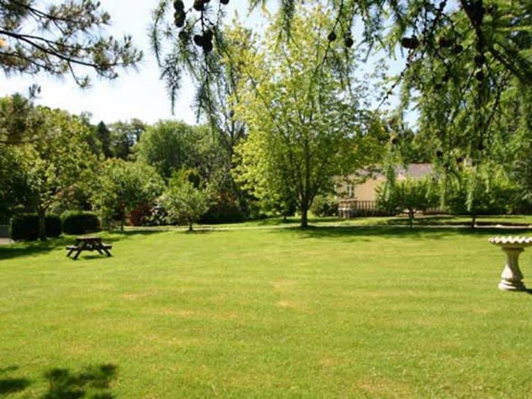 Child-friendly cottage with terrace & yard | Pet-friendly — photo 2