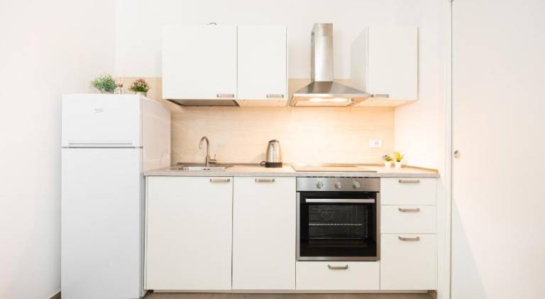Holiday apartment | Close to Two Towers — photo 4