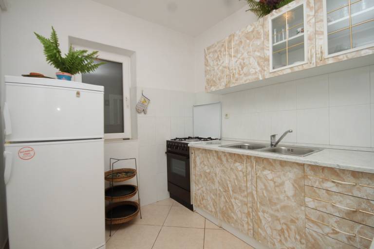 Two bedroom apartment with terrace and sea view Zavala, Hvar (A-8802-c) — photo 4