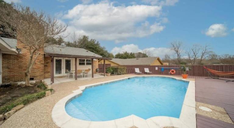 House with pool in Garland, TX