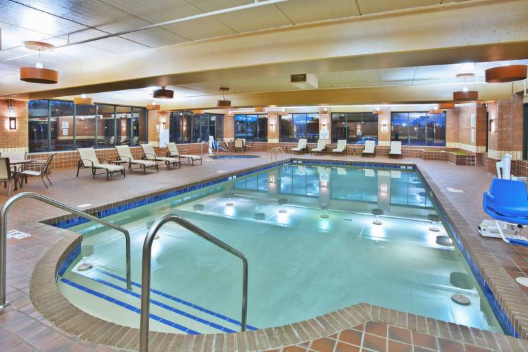 Holiday Inn Manitowoc By IHG — photo 4