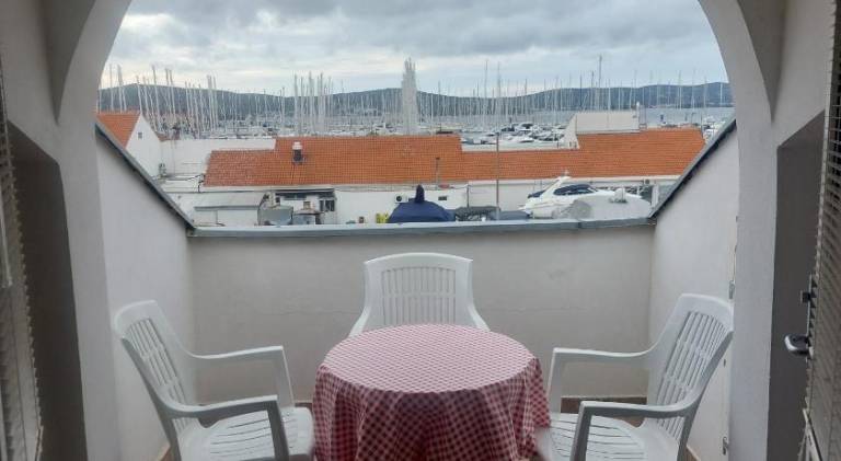 Rental apartment with 1 room for 3 persons — photo 3