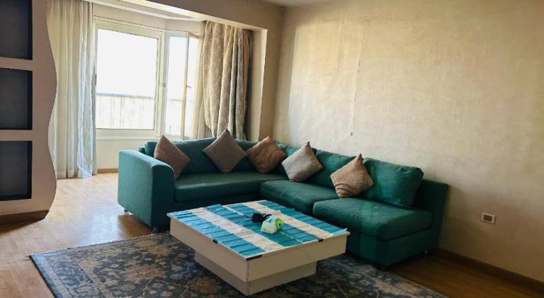 Rental apartment with jacuzzi — photo 2