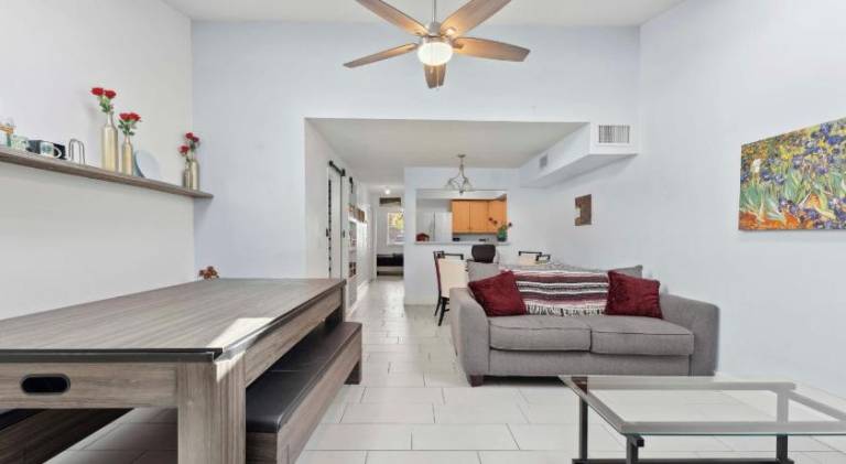 Walk to Downtown - 3BR with Hot Tub & Games — photo 3