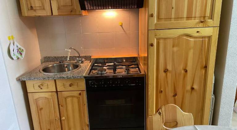 Holiday apartment with 2 rooms for 5 persons — photo 4