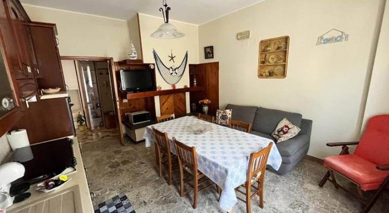 House with 2 rooms for 5 persons — photo 3
