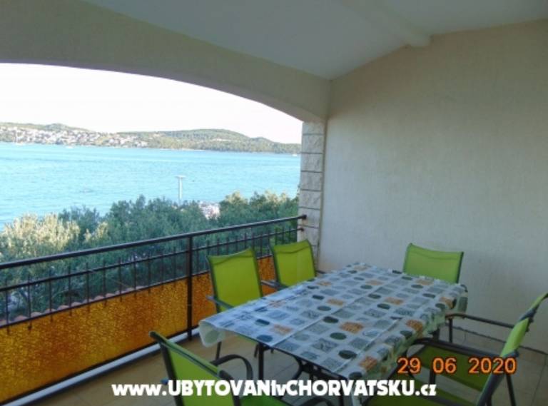 Nice apartment with barbecue | Water view | Beach nearby | Dogs allowed in Okrug