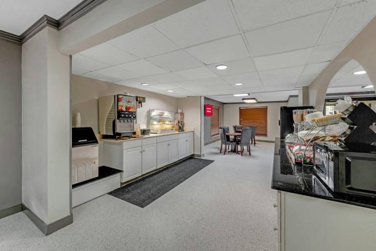 Red Roof Inn Kingsport — photo 4