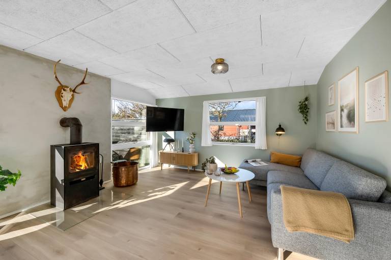 Lovely holiday home with a wilderness bath, close to the North Sea and Søndervig Center. — photo 4