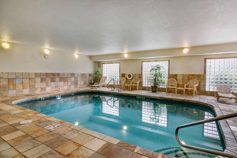 Clarion Pointe Medford in Medford, OR
