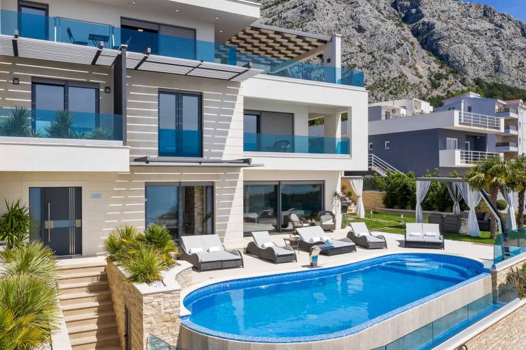 Villa with patio, jacuzzi & private pool | Pool view — photo 2