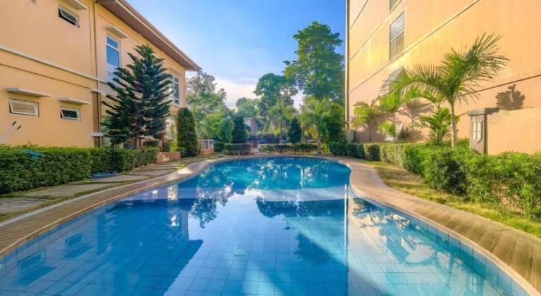 Rental apartment with pool — photo 4