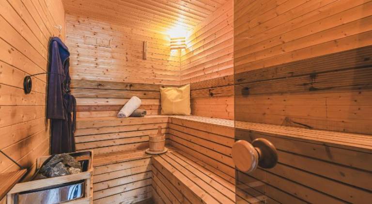 Vacation home with jacuzzi & sauna — photo 5