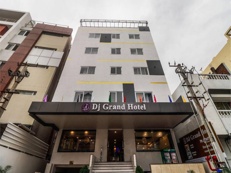 Townhouse DJ Grand in Tirupati