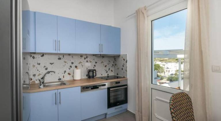 Rental apartment with 2 rooms for 6 persons — photo 4