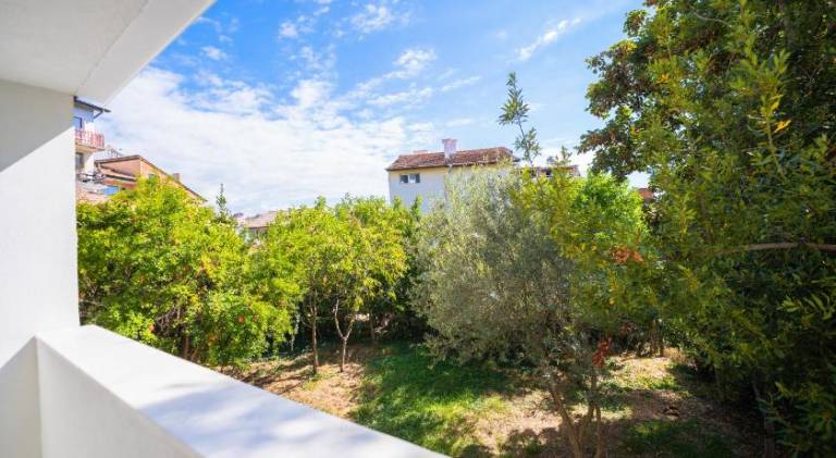 Holiday apartment with terrace — photo 3