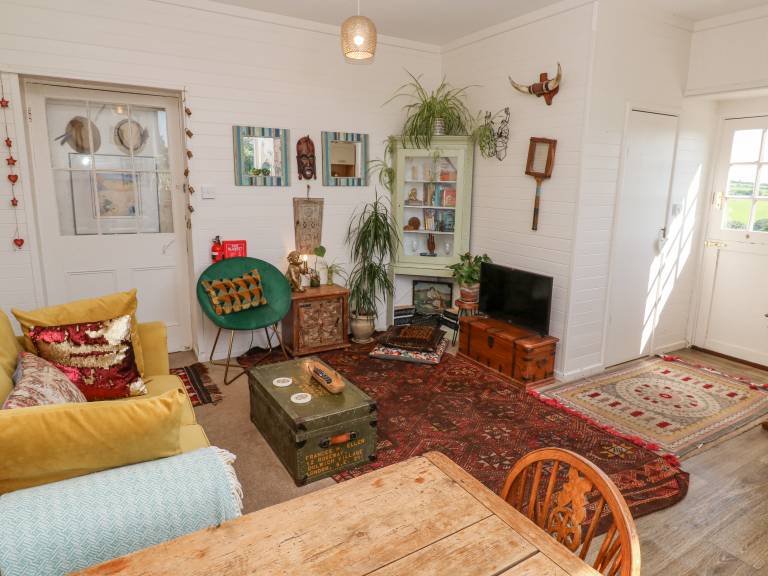 Cottage with garden & sauna | Beach view — photo 5
