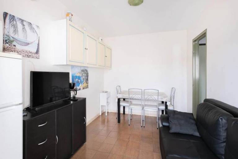 Pleasant holiday apartment with terrace | Beach nearby | Dogs allowed — photo 4