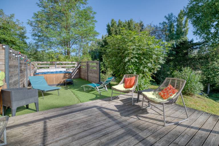Holiday Home 'Maison Avec Piscine Et Remous' with Private Pool, Private Terrace and Wi-Fi — photo 2