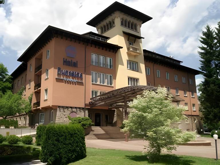Spa Hotel Dvoretsa in Velingrad