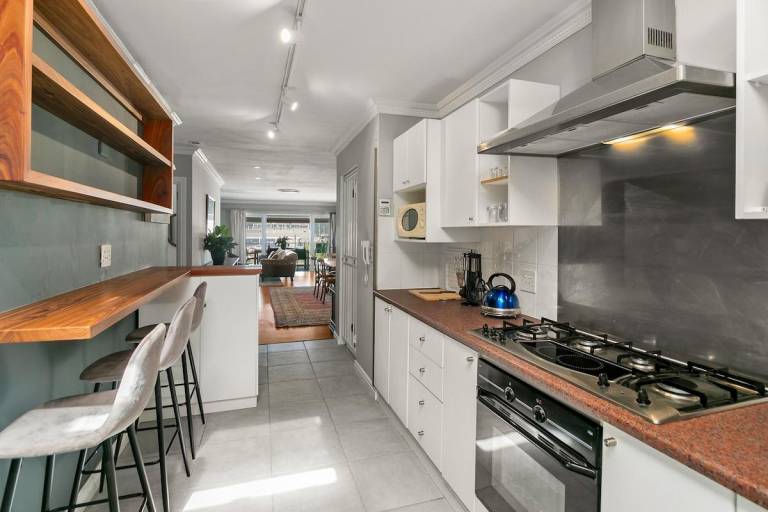 House with barbecue | Perfect for remote work — photo 4