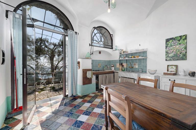 Apartment 'Lavanda' with Sea View, Garden, and Wi-Fi — photo 4