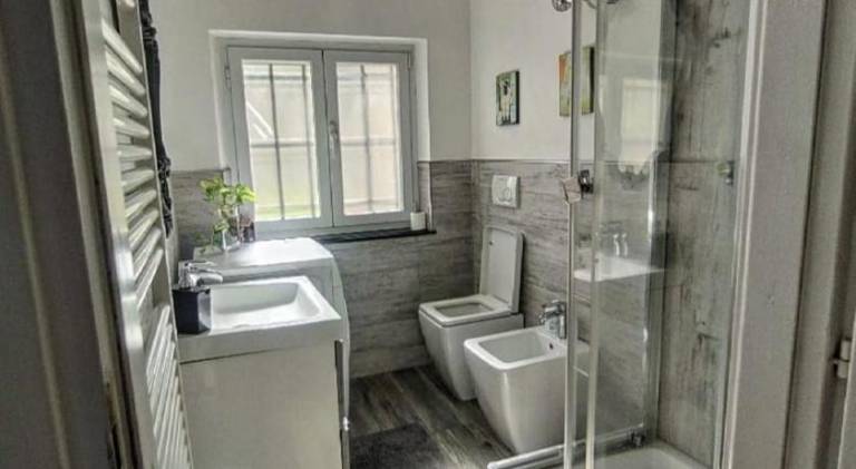 Rental apartment with hot tub — photo 2