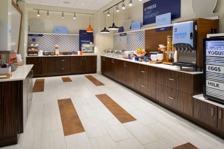 Holiday Inn Express And Suites Ottumwa By IHG — photo 4