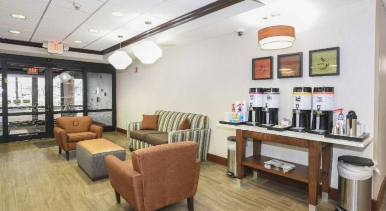 Hampton Inn Cincinnati-Eastgate — photo 4