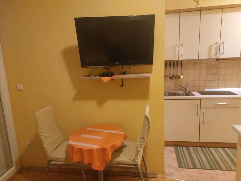 Studio flat with balcony and sea view Makarska (AS-25161-b) — photo 5