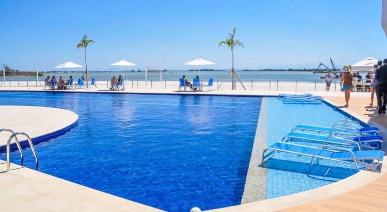 Rental apartment with pool — photo 2
