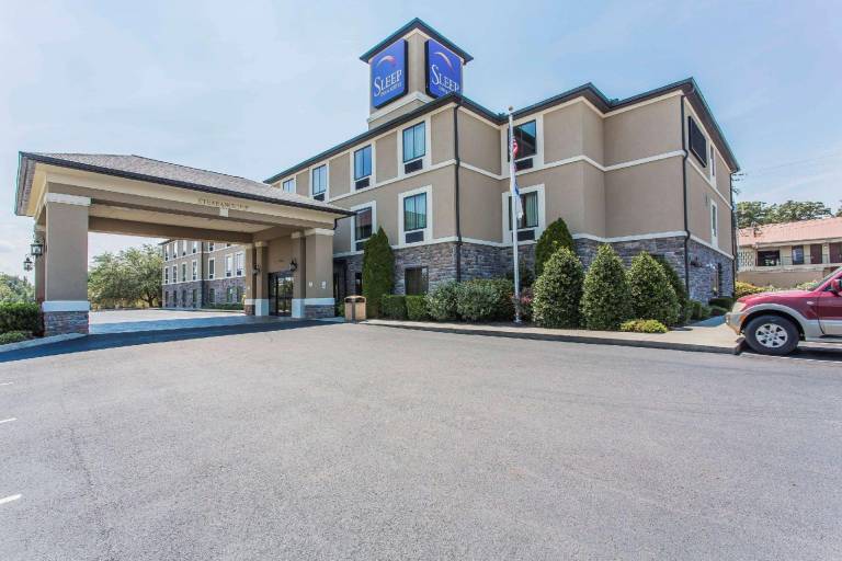 Sleep Inn & Suites Manchester near Arnold AFB in Manchester, TN