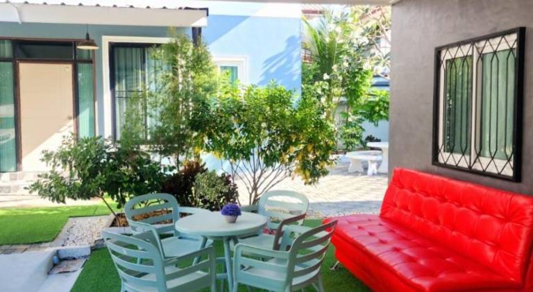 Charming vacation home with terrace | Dogs allowed — photo 3