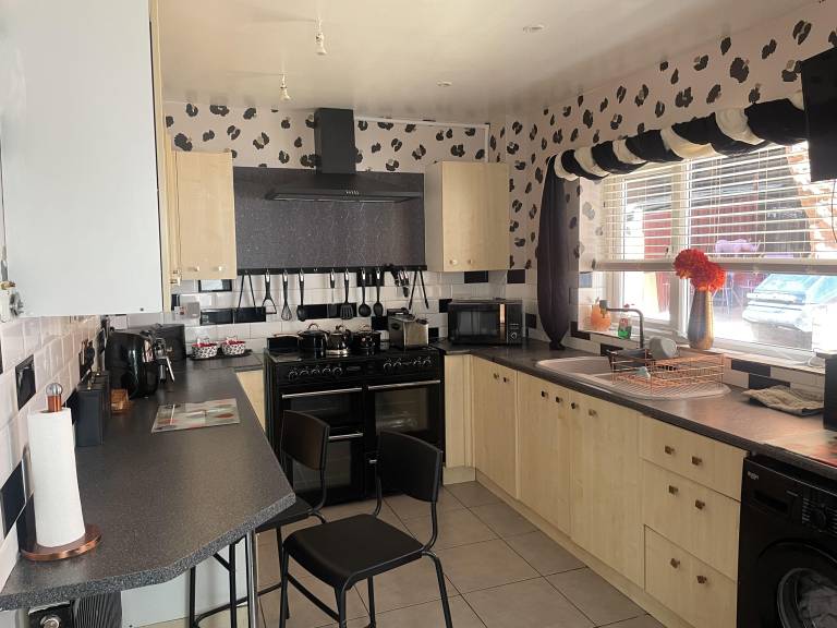 Family-oriented charming vacation home with garden | Lake view | Pets are welcome — photo 5