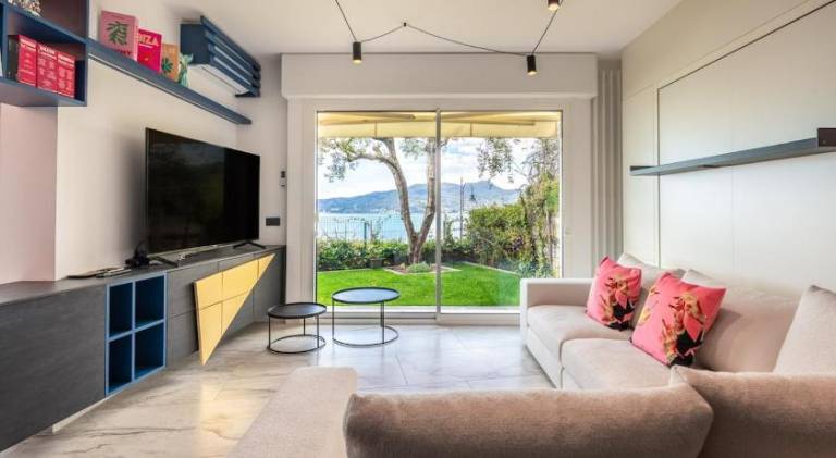 Villa with jacuzzi in Chiavari