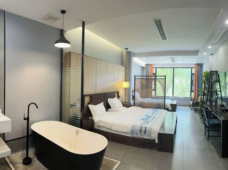 Bed and breakfast  Chanhe