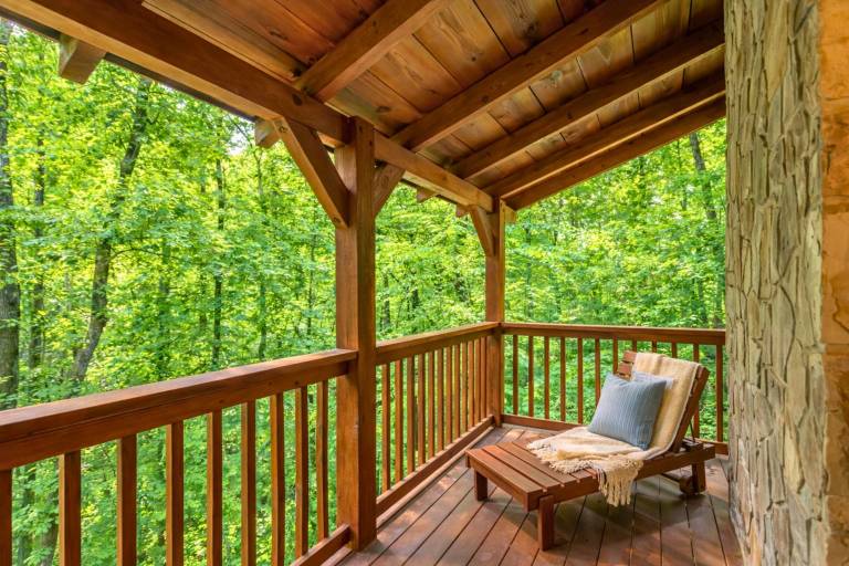 Hunter Hills Haven - Secluded Luxe Cabin Getaway with Mountain Views Spa Hot Tub Game Room — photo 4