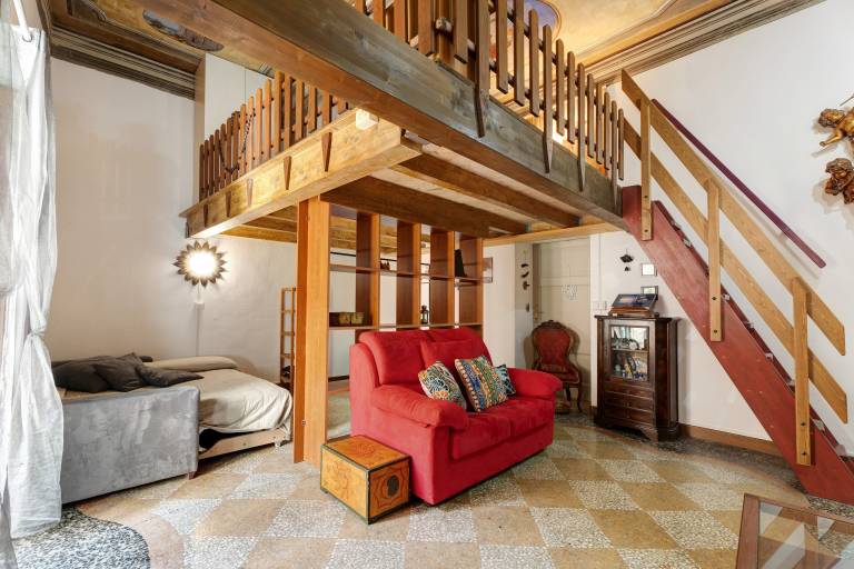 Apartment 'Antro Di Circe - Orta Centro' with Private Terrace, Garden and Wi-Fi — photo 2