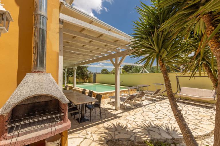 Spacious villa with garden, BBQ & private pool | Panoramic view | Pets are welcome — photo 4