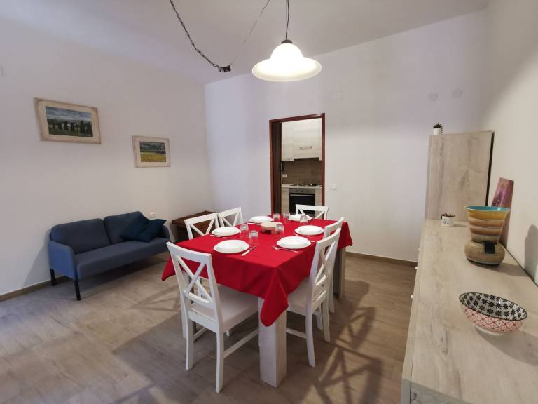Rental apartment with 2 rooms for 6 persons — photo 4