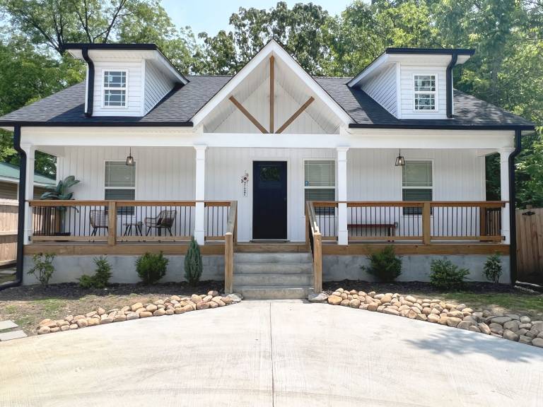 House East Lake
