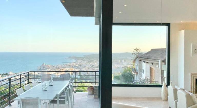 Sitges Spaces Sea View Villa- 6 Bedrooms, 5 bathrooms, 2 private pools, Near center — photo 4