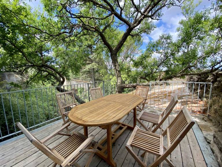 Gite with yard, barbecue & terrace — photo 4