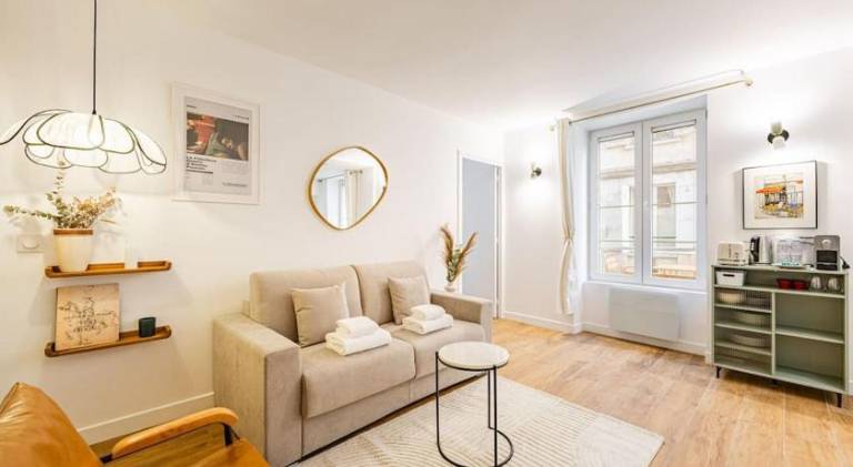 Apartment | Near Sacré-Cœur in Clichy