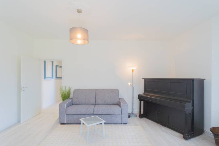 Rental apartment with terrace & garden | Garden view in Gravedona