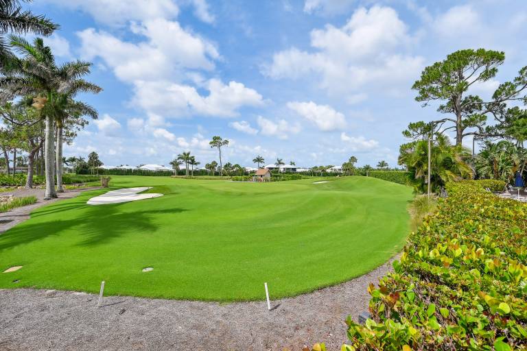 Golf Retreat w/ Pool Access: 3 Mi to Dtwn Naples — photo 3