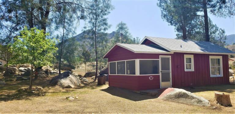 Cabin Lake Isabella