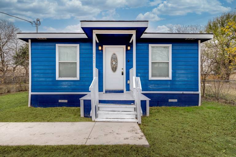 Child-friendly house | Dogs allowed in San Antonio, TX