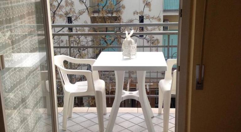 Holiday apartment with 2 rooms for 6 persons — photo 3