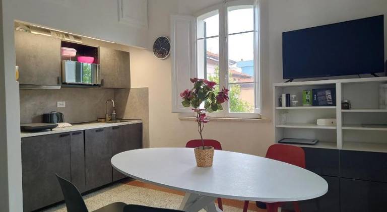 Holiday apartment with yard & grill — photo 4